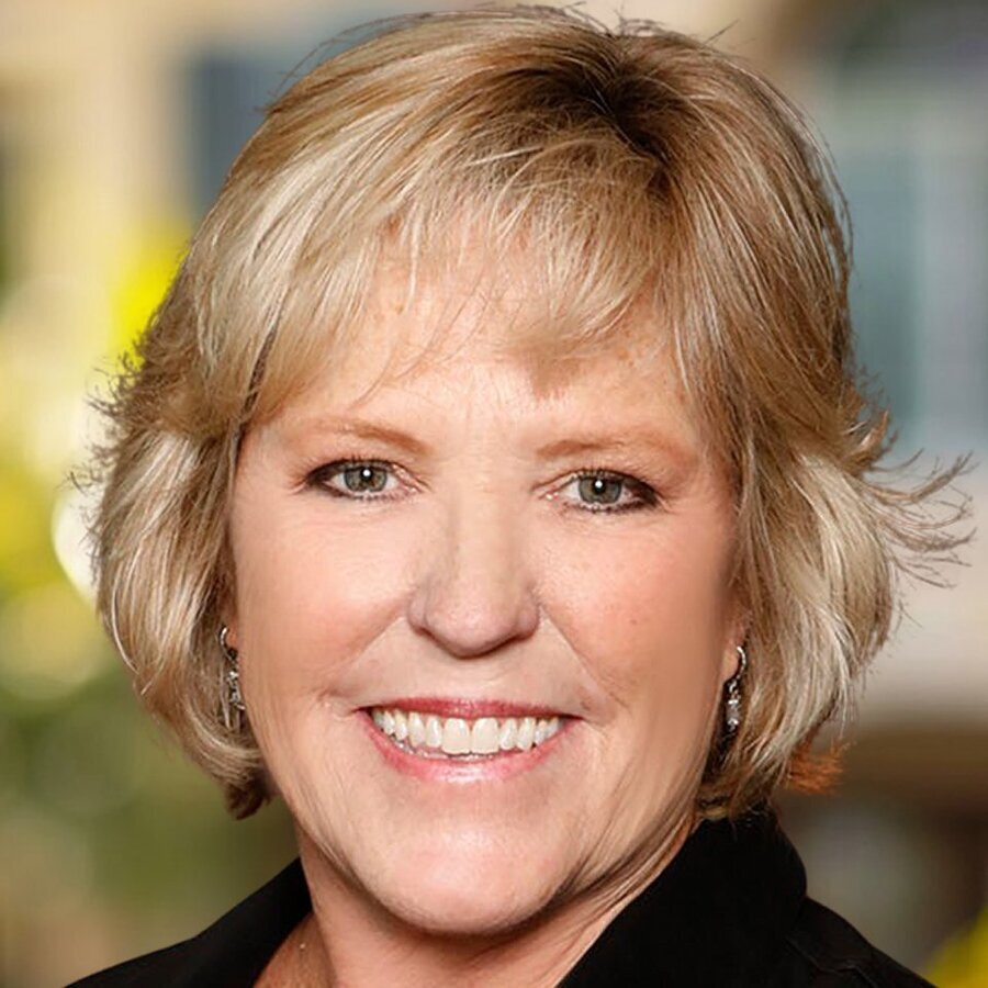 Susie Murad Agent Photo